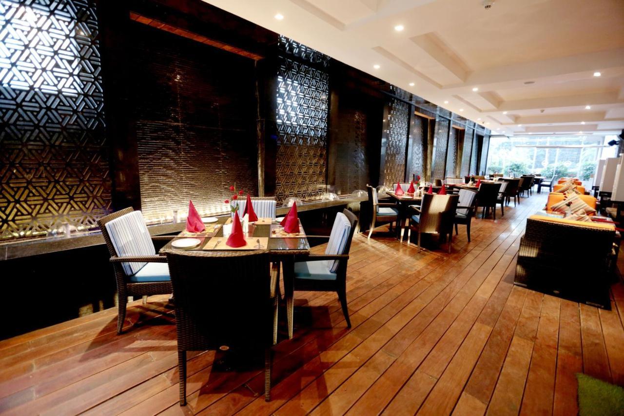 Hotel Madin Varanasi Exterior photo