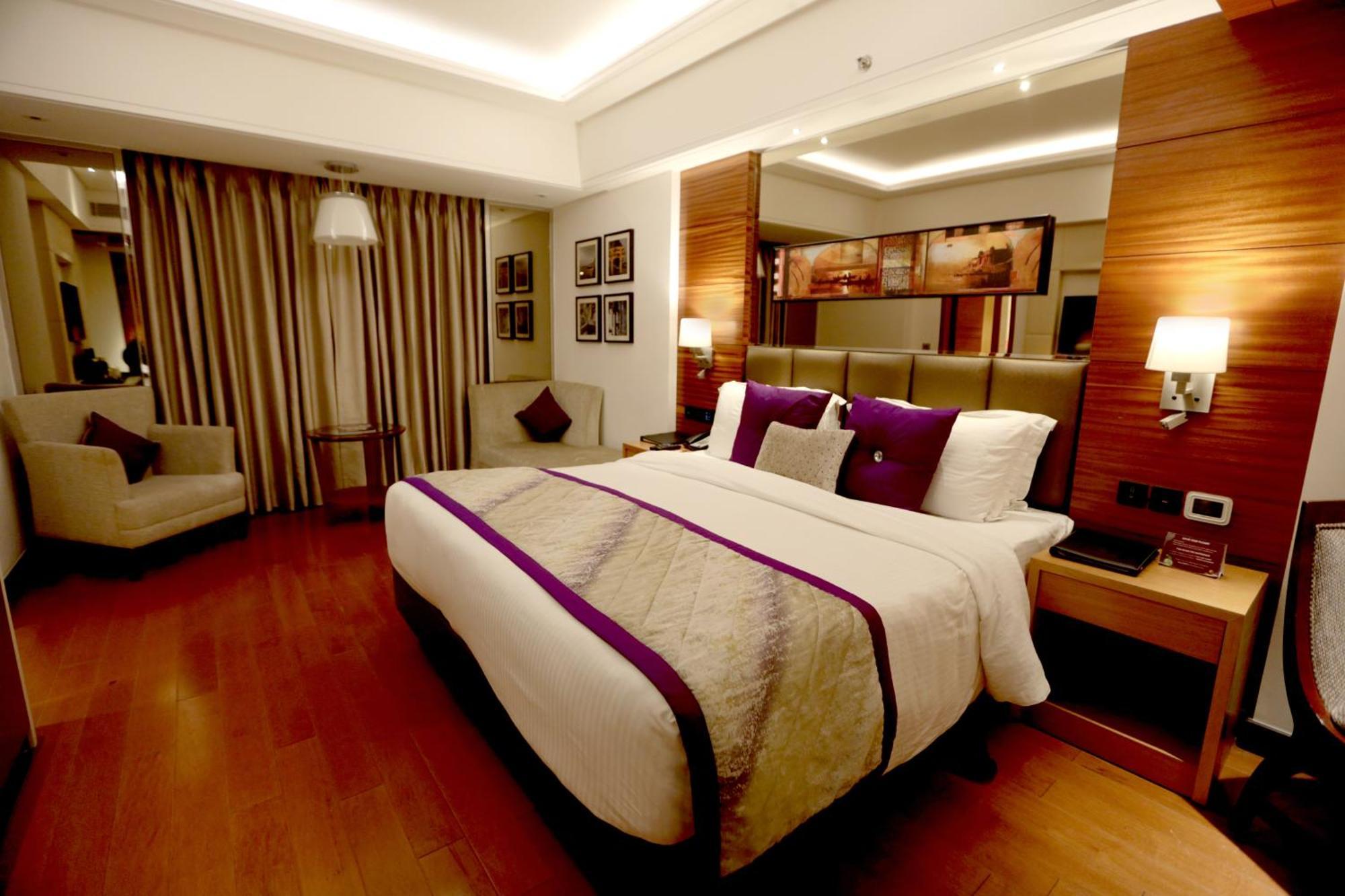 Hotel Madin Varanasi Exterior photo